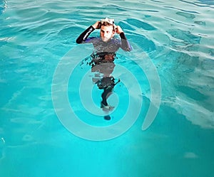 Freedive safety training in a pool photo