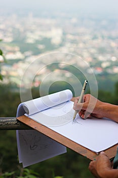 Man graphy Draw outdor