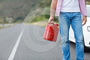 Man holding petrolcan