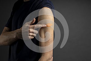 man introduced the coronavirus vaccine