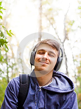 Man listen to the music