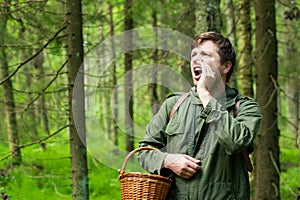 Man lost his wife in the forest during walking and picking mushrooms.