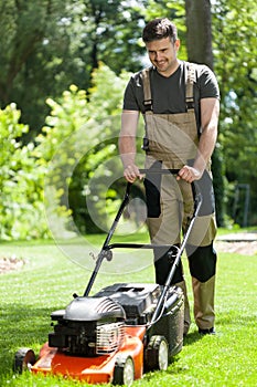 Man mowing lawn