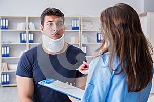 The man with neck injury visiting doctor for check-up