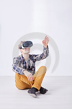 Man plays funny game