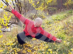 Man practises tai chi