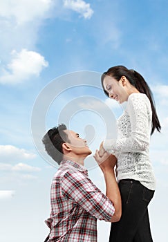 Man proposing to girlfriend