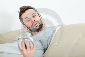 Man shock with time he wakes up