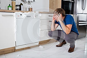 Man Shocked On Seeing Foam Coming Out Of Dishwasher