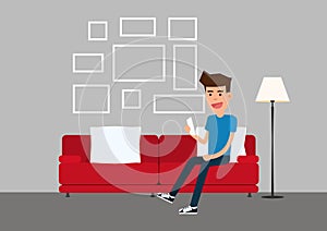 Muž na pohovka v obývací pokoj relaxovat připojen do internetové sítě činnost sociální média chatování. celosvětová počítačová síť komunikace 