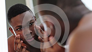 Man skincare facial moisturizing black guy cream