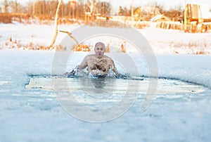 Man swimming cold water