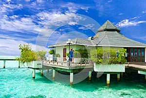 Man taking a photo in Maldives