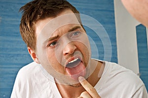 Man Tongue Mirror