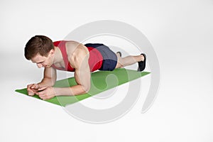 Man training abdominal muscles