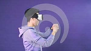 Man using virtual reality headset at office