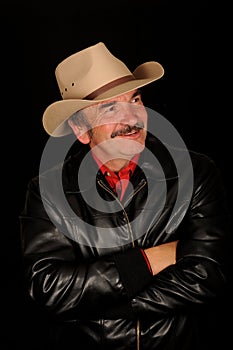 Man wearing cowboy hat
