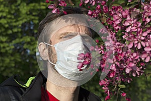 Man wearing a medical mask