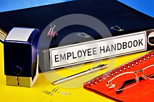 Management for employees-defines HR practices in accordance with the specifics of the business, as well as complies with labor photo