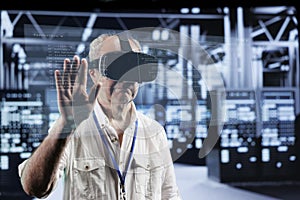 Manager using VR in data center