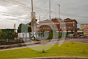 Manaus, Amazonas, Brazil: Street and houses in the port city of Manaus