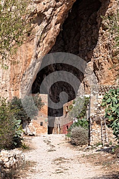 Mangiapane cave, Sicily : a village in a cavern