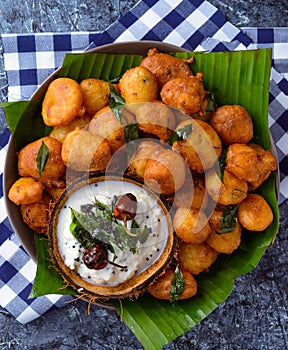 Manglore bhajji fritters with coconut chutney photo