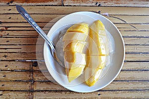 Mango sticky rice