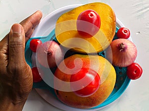 MANGO,VEGETABLES AND DELIGHTS