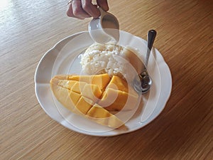Mango whit sticky rice