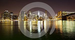 Manhattan bridge and skyline