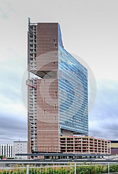 Manhattan Loft Garden, Double cantilever sky scrapper in Stratfor