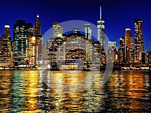 Manhattan new york city skyline at dusk from brooklyn side