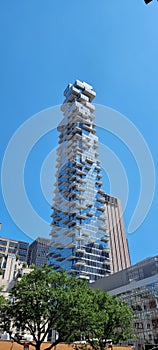 manhattan tall building blue sky nyc