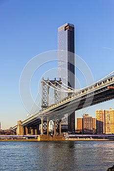 Manheten bridge middle part at winter day