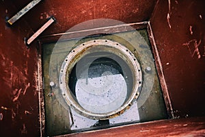 Manhole shaft of an underground tank system for diesel