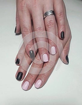 Manicure Black Pink Nail,glossy and matt finish combined manicure