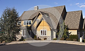 Manicured residential house Clackamas Oregon.