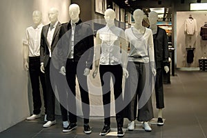 Mannequins in a shop