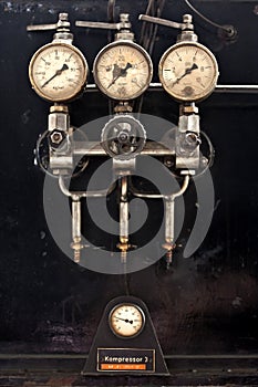 Manometer of old compressor