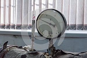 Manometer of pumping equipment of water supply