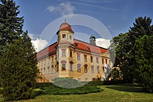 Manor hause Holesov