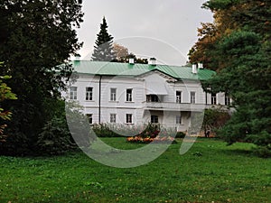 Manor L.N. Tolstoy