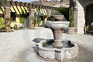 Mansion home outdoor fountain plaza