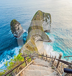 Manta Bay or Kelingking Beach on Nusa Penida Island, Bali, Indonesia photo