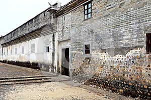 Mantang Hakka enclosed house