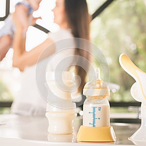 Manual breast pump, mothers breast milk