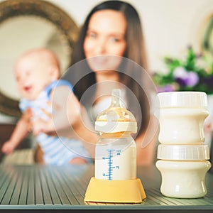 Manual breast pump, mothers breast milk