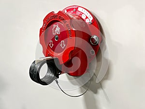 Manual explosion-proof fire detector for chemical, oil and gas industry