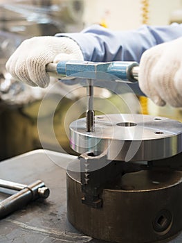 manual tapping by hand